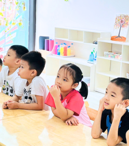 Sự tập trung của trẻ có thể rèn luyện thông qua các trò chơi